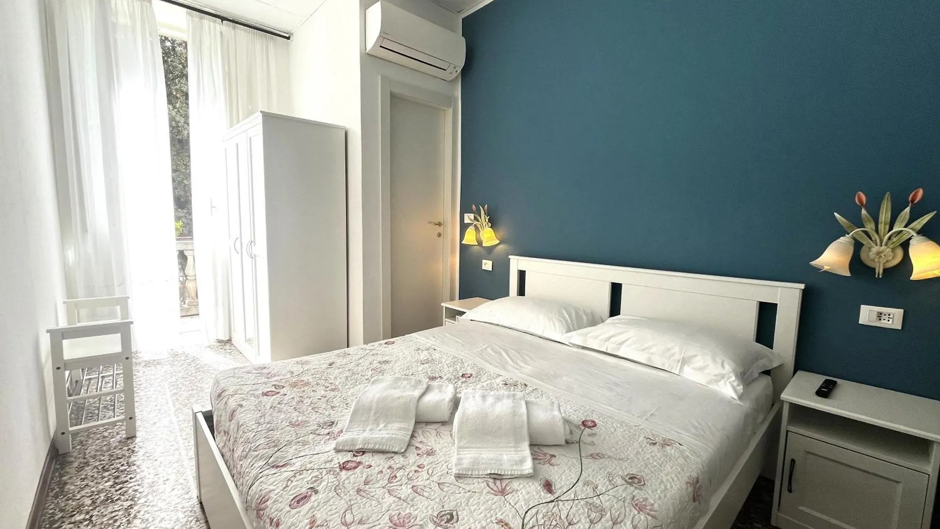 Hotel Baia Di Levanto